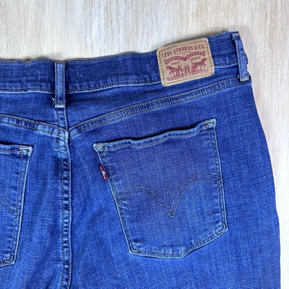 Levi's Classic Bootcut High Rise Western Classic Everyday Casual Denim Jeans 34 - Picture 8 of 15